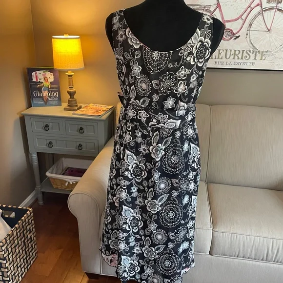 CAbi -Sz Lg Summer Breezy Rayon Floral Reversible Fit & Flare Dress - Picture 5 of 9